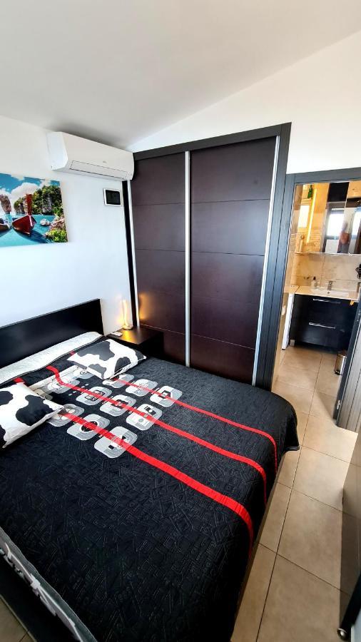パタラバカDeluxe Seaview-Sunsets !Transfe-R Inc! Pool,2Aircond,2Tv65",600Mb Dishwasher,,2 Beaches,Anfi-Viewアパートメント エクステリア 写真